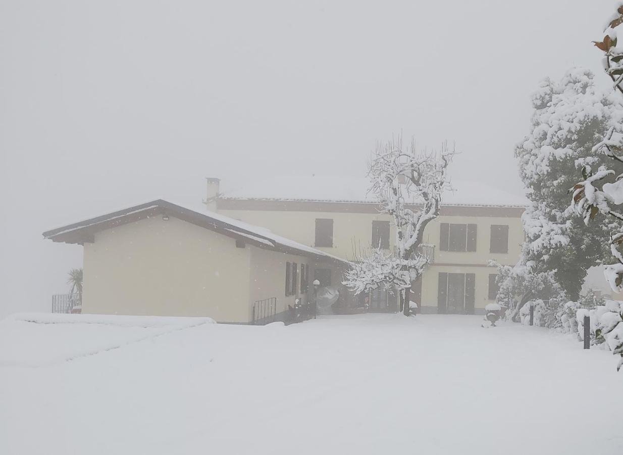 Moon Garden Villa Mongardino Exterior photo